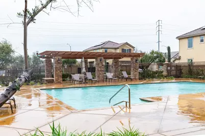 2037 E Christensen Dr, Fresno, CA 93730 - Photo 53