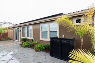 2037 E Christensen Dr, Fresno, CA 93730 - Photo 45