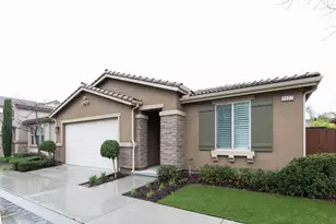 2037 E Christensen Dr, Fresno, CA 93730 - Photo 9