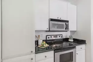 801 S Winchester Blvd 2401, San Jose, CA 95128 - Photo 19