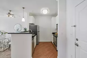 801 S Winchester Blvd 2401, San Jose, CA 95128 - Photo 17