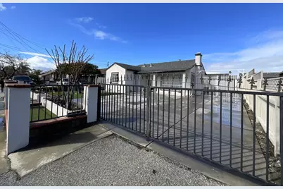 3221 E Hills Dr, San Jose, CA 95127 - Photo 7