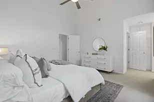 430 Jacobs Ct, Palo Alto, CA 94306 - Photo 11