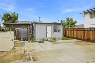 1397 Vine St, San Jose, CA 95110 - Photo 1