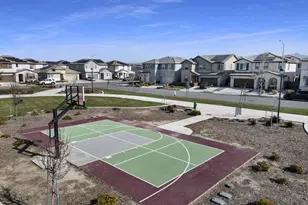 1340 Cavalier Ct, Hollister, CA 95023 - Photo 39