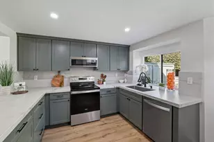 3128 Lake Trasimeno Dr, San Jose, CA 95135 - Photo 11