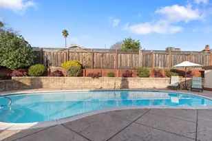 8062 Peppertree Rd, Dublin, CA 94568 - Photo 23