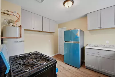 6928 Fresno St, Oakland, CA 94605 - Photo 13