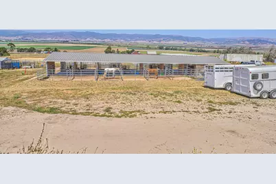 844 River Rd, Salinas, CA 93908 - Photo 13