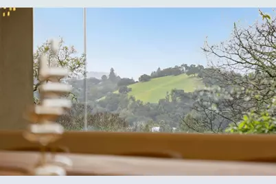 24292 Elise Ct, Los Altos Hills, CA 94024 - Photo 17