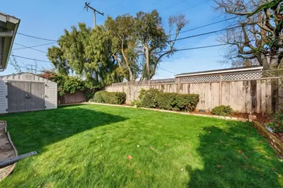 3957 Martin Dr, San Mateo, CA 94403 - Photo 25