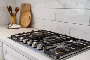 2108 Carmelita Ave, Burlingame, CA 94010 - Photo 31