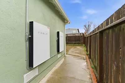 14 Bradford Dr, South San Francisco, CA 94080 - Photo 27