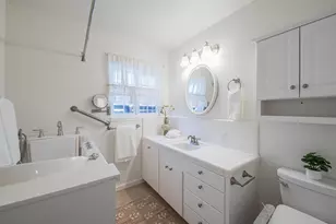 207 Encinada Dr, Salinas, CA 93901 - Photo 39