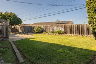 207 Encinada Dr, Salinas, CA 93901 - Photo 47