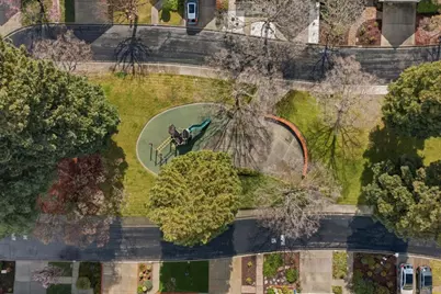 621 Charmain Cir, Mountain View, CA 94041 - Photo 29