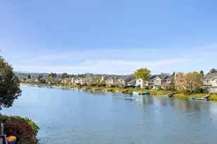 18 Cape Hatteras Ct, Redwood City, CA 94065 - Photo 25