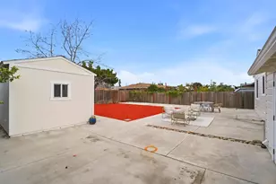 14240 Rose Dr, San Leandro, CA 94578 - Photo 27