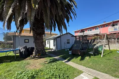 22947 Sutro St, Hayward, CA 94541 - Photo 15