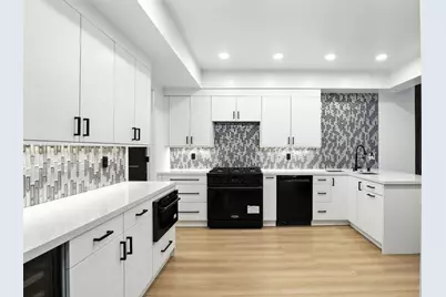 4728 Park Encino Ln 318, Encino, CA 91436 - Photo 21