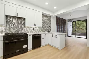 4728 Park Encino Ln 318, Encino, CA 91436 - Photo 17