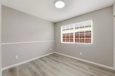 204 Vineyard Dr, San Jose, CA 95119 - Photo 21