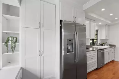 5081 Cribari Blfs, San Jose, CA 95135 - Photo 5