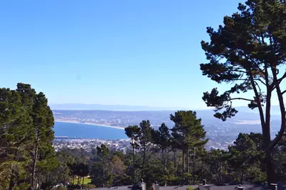 70 Forest Ridge Rd 30, Monterey, CA 93940 - Photo 1