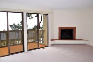 70 Forest Ridge Rd 30, Monterey, CA 93940 - Photo 3