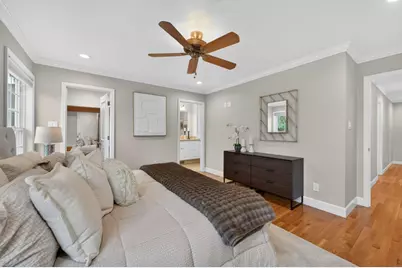 935 El Rio Dr, San Jose, CA 95125 - Photo 15