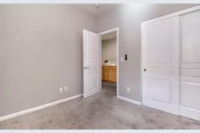 173 S Veracruz Pl, Mountain House, CA 95391 - Photo 17