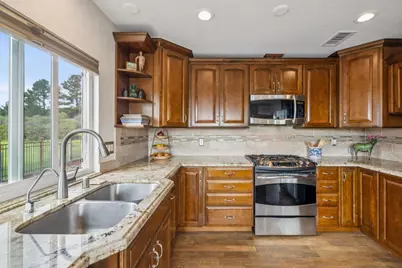 261 Coral Reef Ave, El Granada, CA 94018 - Photo 17