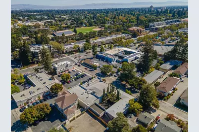 660 Roble Ave, Menlo Park, CA 94025 - Photo 17