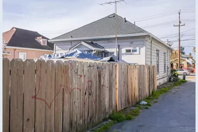 140 E Riverside Dr, Watsonville, CA 95076 - Photo 17