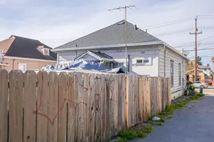 140 E Riverside Dr, Watsonville, CA 95076 - Photo 17