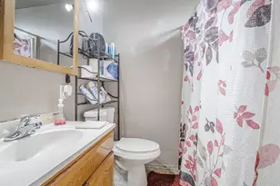 140 E Riverside Dr, Watsonville, CA 95076 - Photo 15