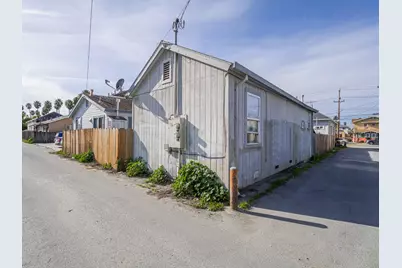 140 E Riverside Dr, Watsonville, CA 95076 - Photo 21