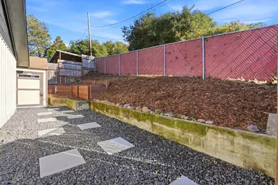 221 Pinon Ave, Pinole, CA 94564 - Photo 27