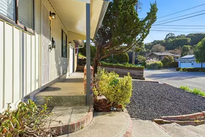 221 Pinon Ave, Pinole, CA 94564 - Photo 5