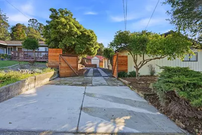 221 Pinon Ave, Pinole, CA 94564 - Photo 31