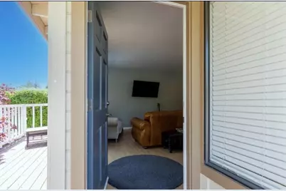 515 Corcoran Ave B, Santa Cruz, CA 95062 - Photo 5