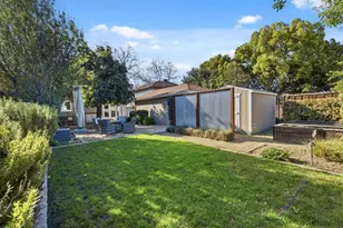 884 N 15th St, San Jose, CA 95112 - Photo 25