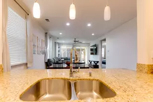 542 Cadiz Dr, Hollister, CA 95023 - Photo 11