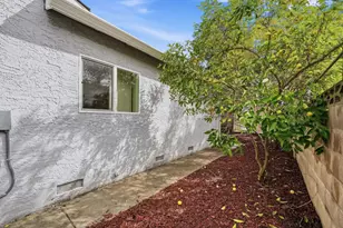 1952 Eisenhower Dr, Santa Clara, CA 95054 - Photo 45