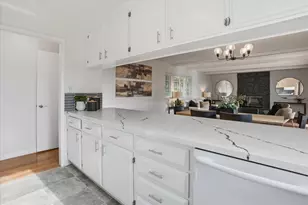 10955 Edgemont Dr, San Jose, CA 95127 - Photo 11