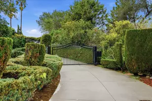 10955 Edgemont Dr, San Jose, CA 95127 - Photo 3