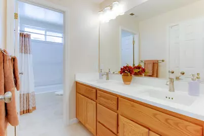 740 Hillock, Hollister, CA 95023 - Photo 29