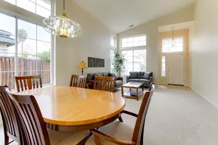 740 Hillock, Hollister, CA 95023 - Photo 11