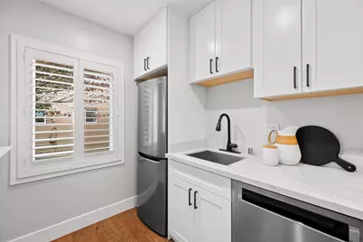 177 N El Camino Real Way 27, San Mateo, CA 94401 - Photo 9