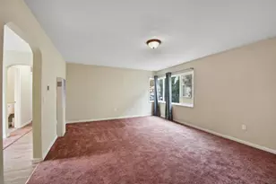 6928 Fresno St, Oakland, CA 94605 - Photo 9